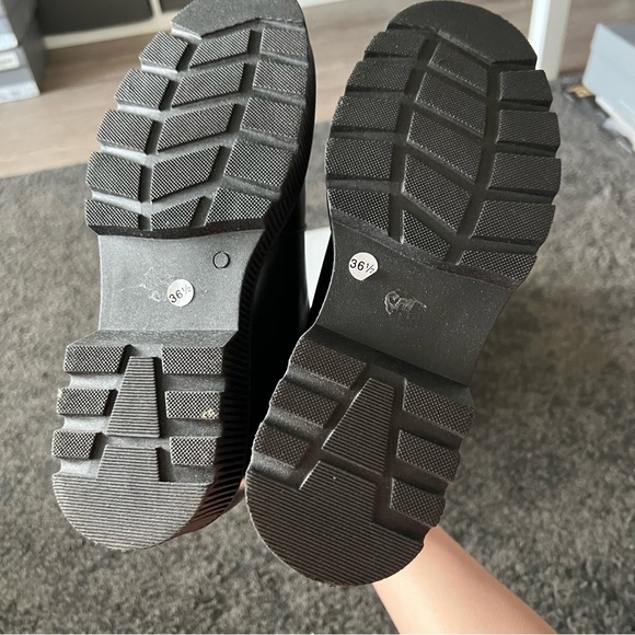 kurt geiger stint front zip boots new with small flaw - Picture 7 of 13